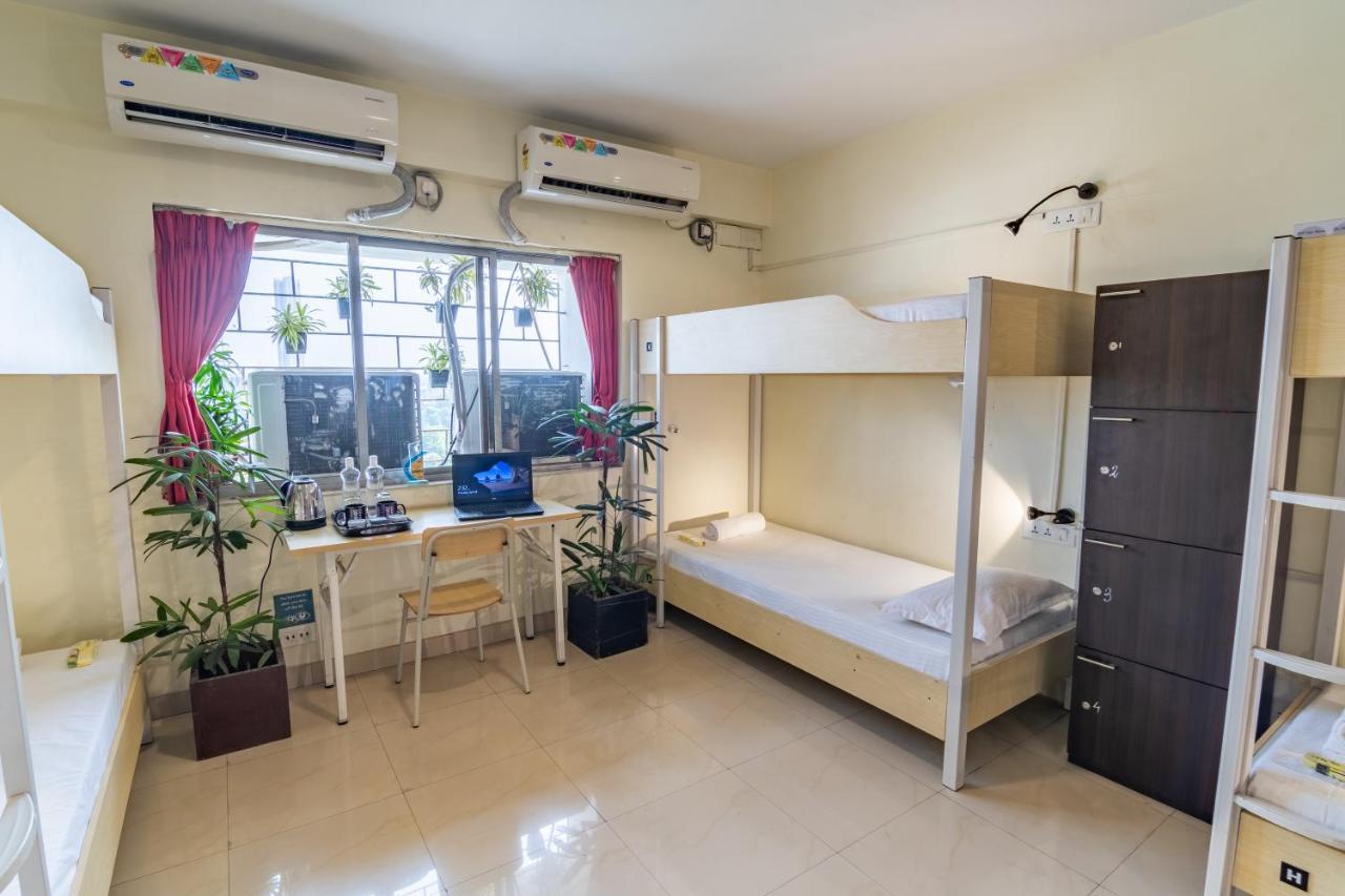 Offbeat Ccu Hostel Колката Екстериор снимка