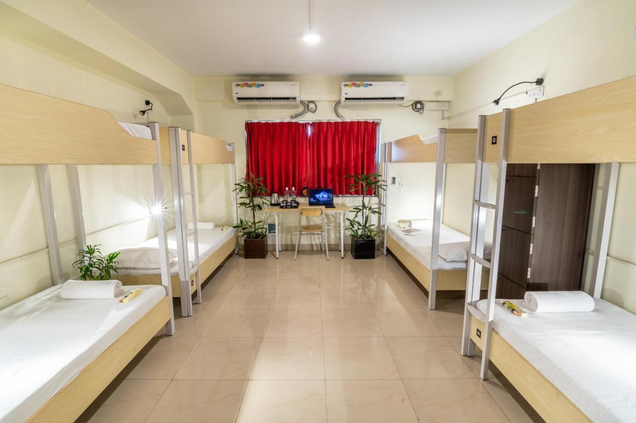 Offbeat Ccu Hostel Колката Екстериор снимка